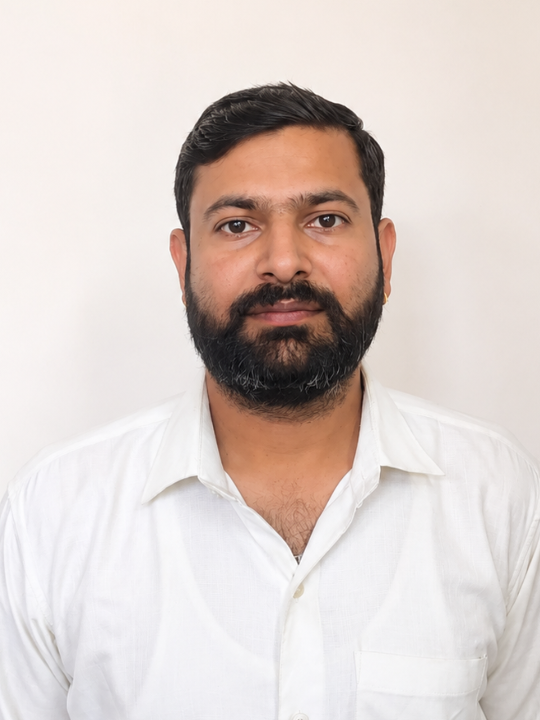Mr. Dheeraj Pal